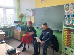 b_1024_768_0_00_images_2023_2024_Pedagog_spotkanie3kl_404162538_806666597927957_2982027244442158781_n